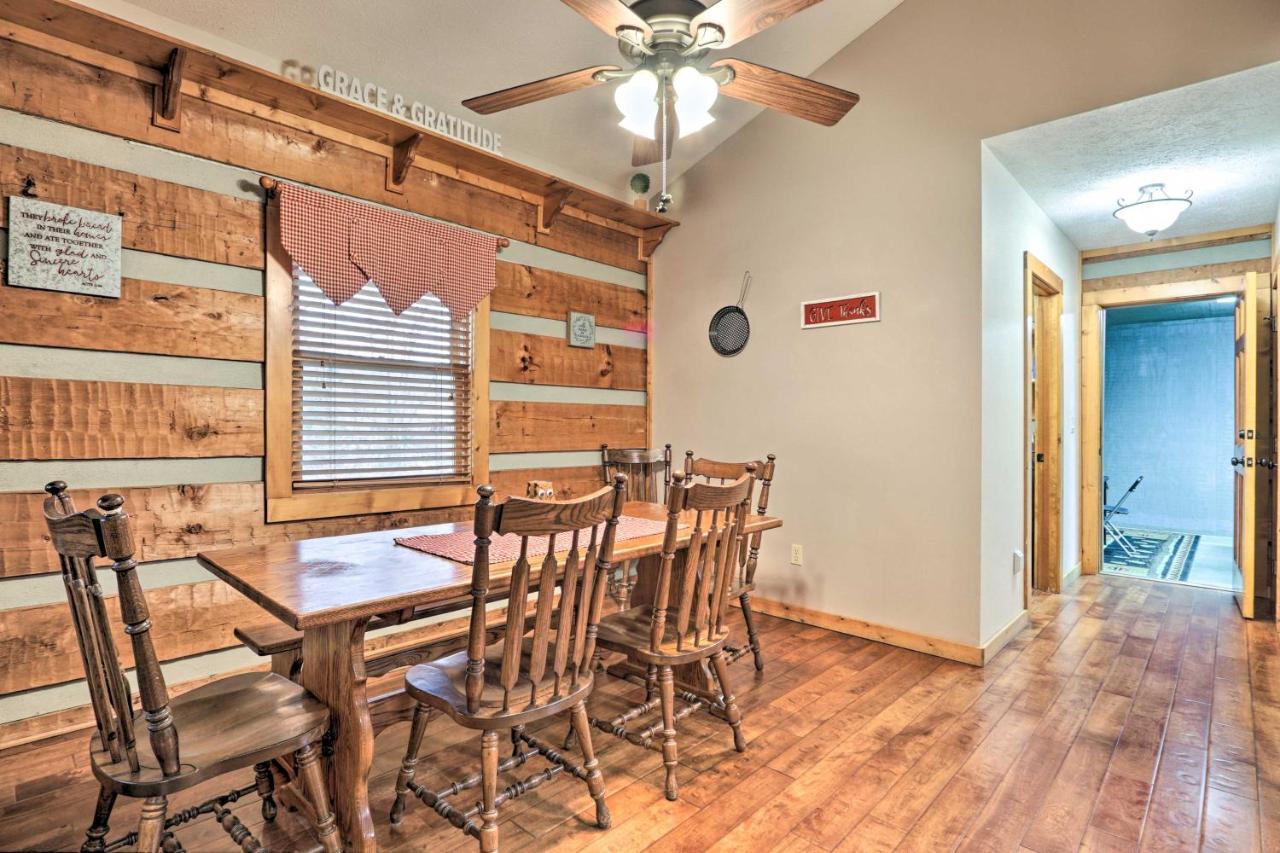 Pigeon Forge Cabin With Hot Tub, 12 Mi To Dollywood! Екстериор снимка