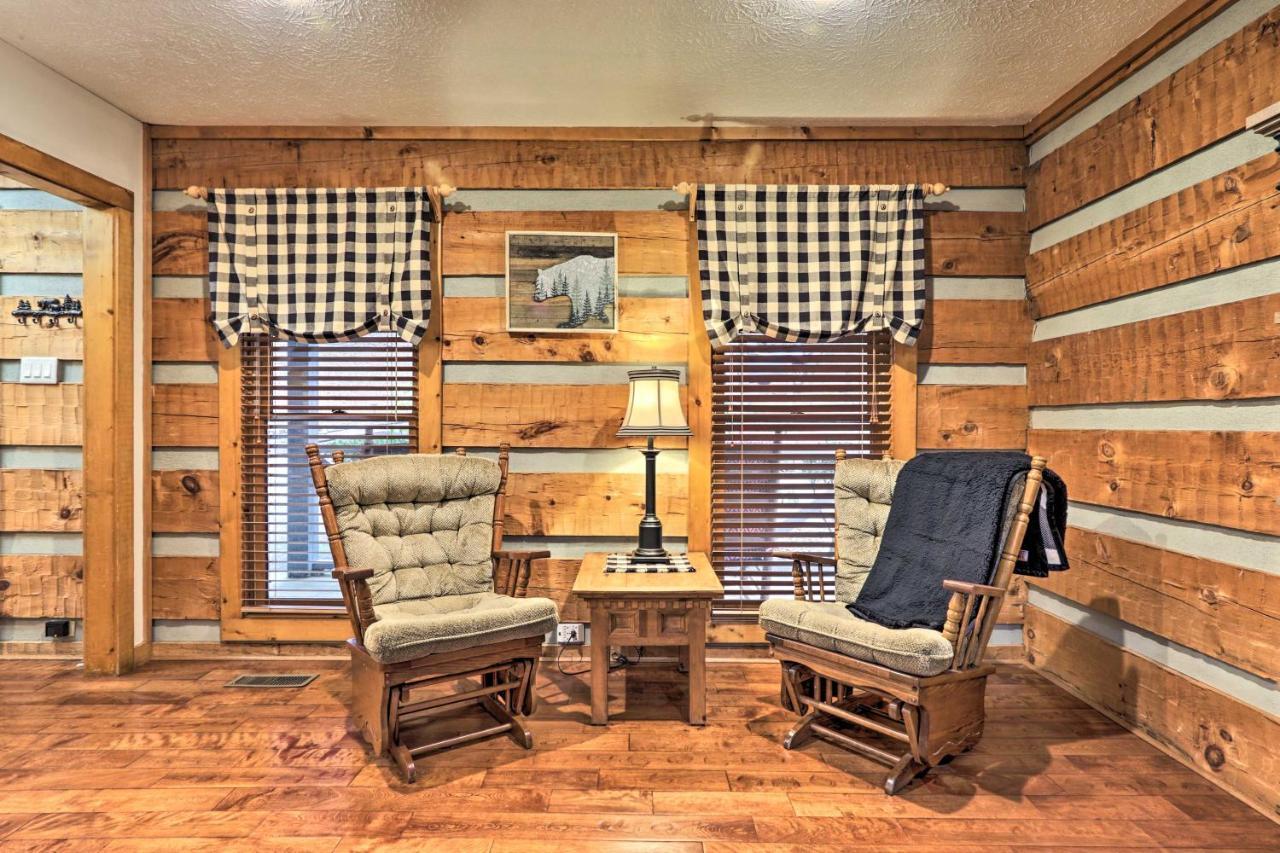 Pigeon Forge Cabin With Hot Tub, 12 Mi To Dollywood! Екстериор снимка