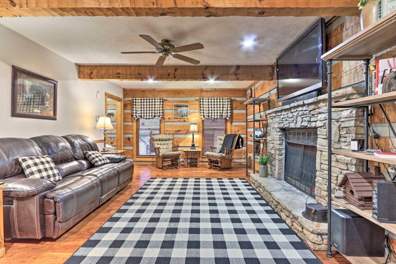 Pigeon Forge Cabin With Hot Tub, 12 Mi To Dollywood! Екстериор снимка