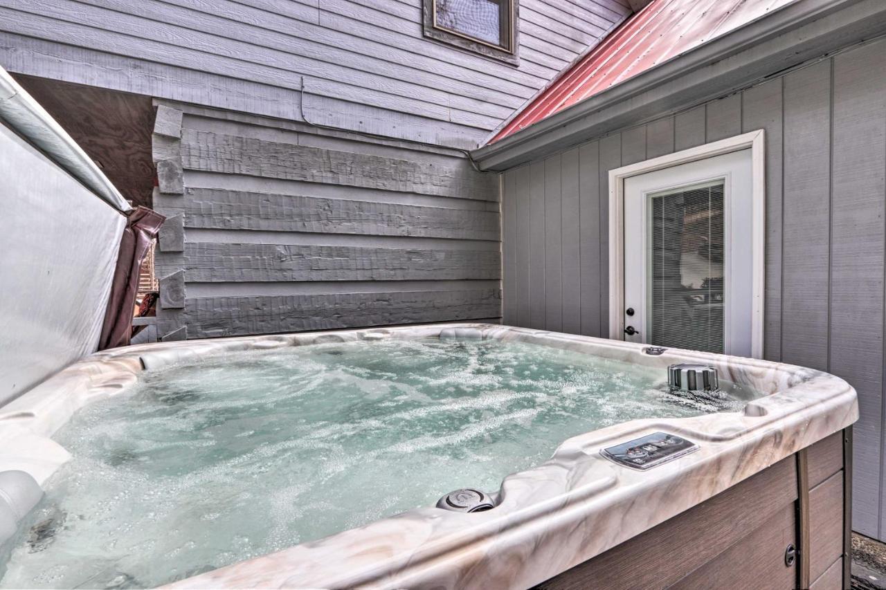 Pigeon Forge Cabin With Hot Tub, 12 Mi To Dollywood! Екстериор снимка
